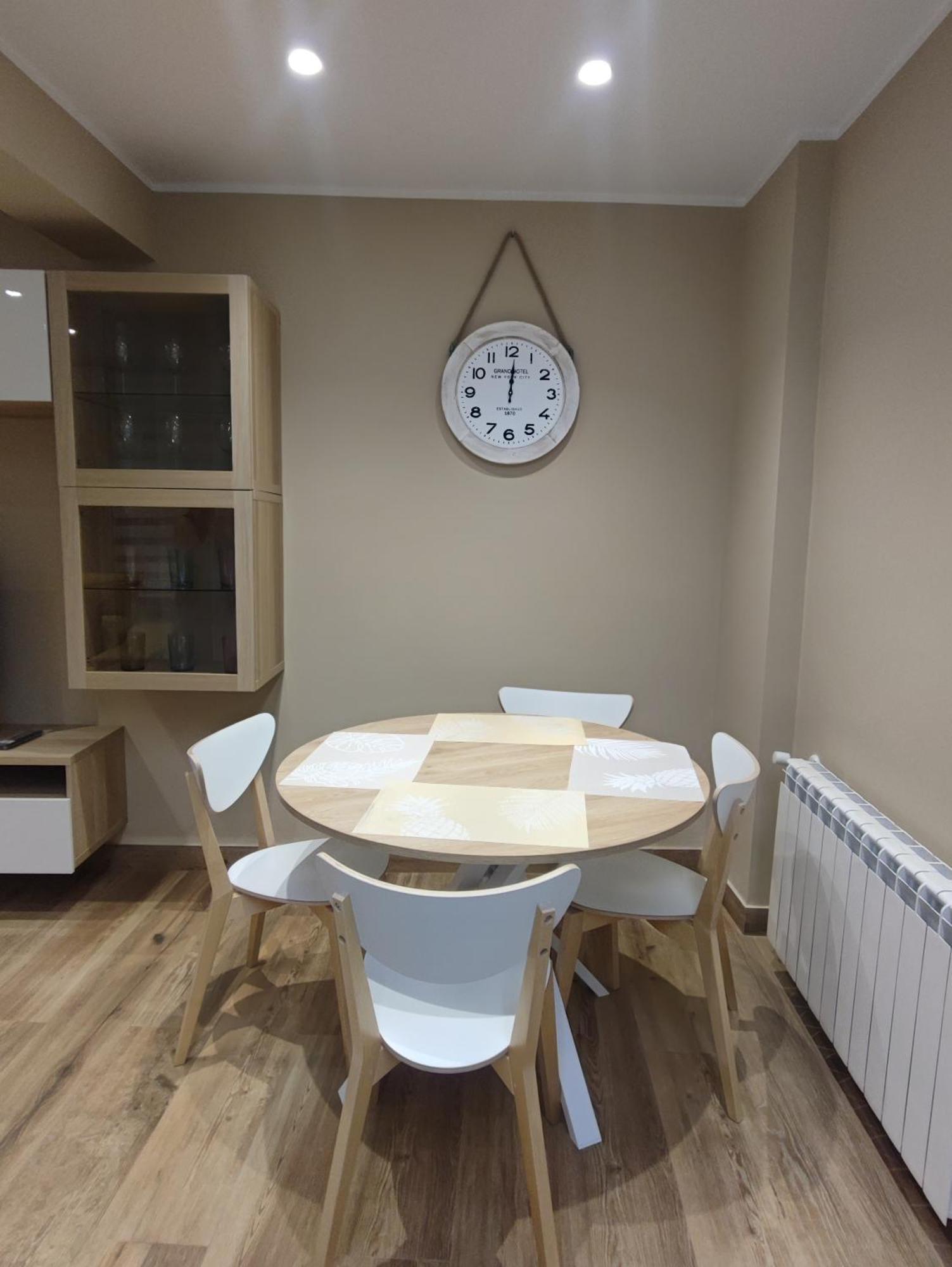 Apartamento Gael- Plaza Espana Aviles Luaran gambar